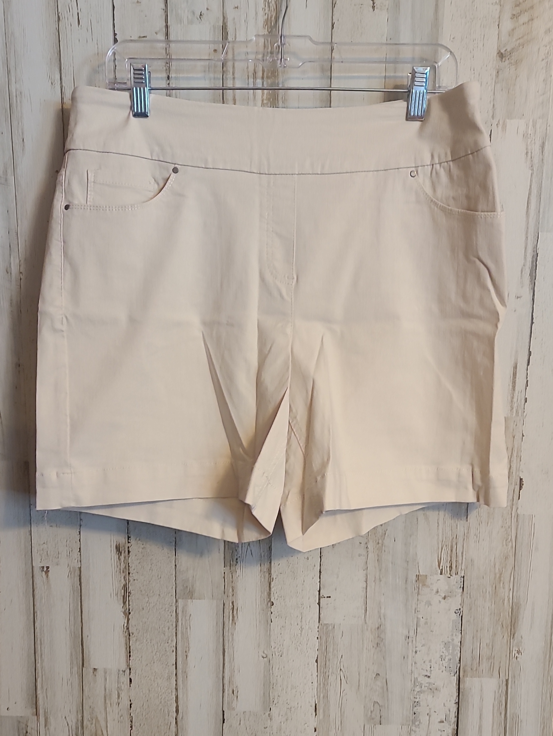 Westbound Cream Pull-On Stretch Shorts